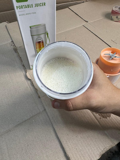 Usb Rechargeable Juicer Blender- 8 Blades- Mini Portable Personal Size Juicer 350 Ml